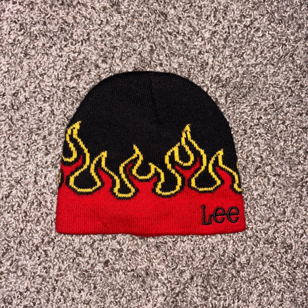 Lee Black and Red Hat Stylish Accessories